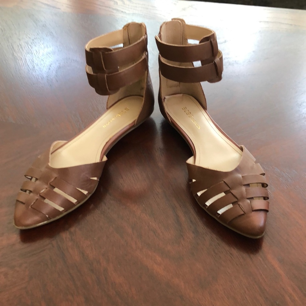 BCBG brown leather flats never worn